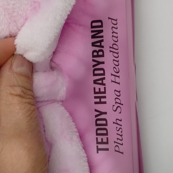 the Crème Shop teddy headband pink with smiley faces plush spa - Picture 3 of 5